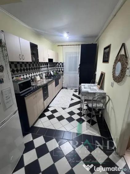 Apartament cu 3 camere decomandat în Mănăștur