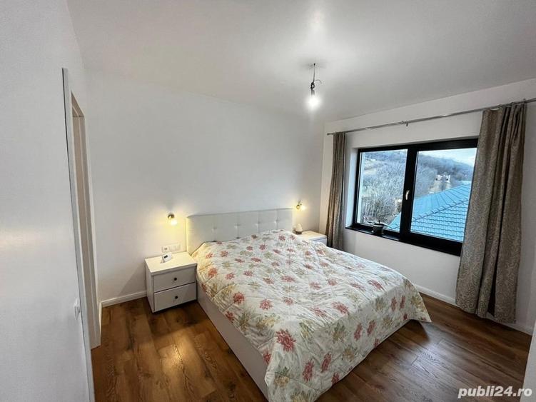 Casă cu 5 camere în Dezmir