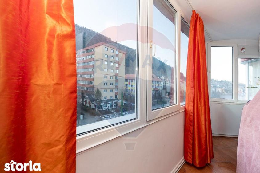 Garsonieră semidecomandată, mobilată în Valea Cetății