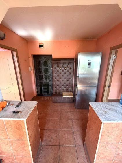 Apartament cu 2 camere semidecomandat în George Enescu