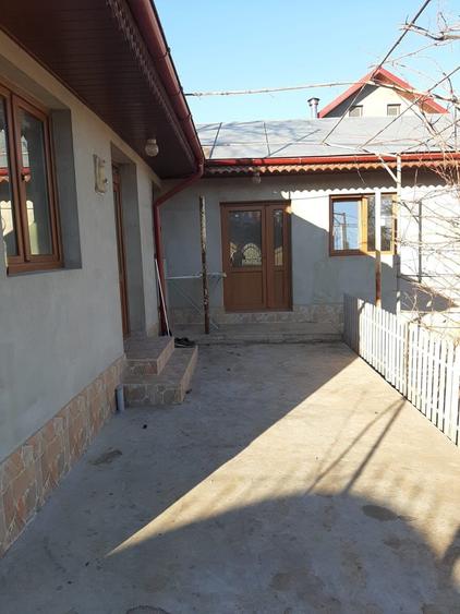 Casă cu 4 camere în Pechea