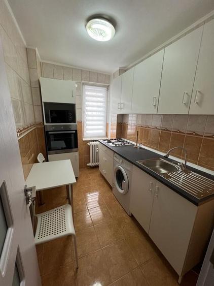 Apartament cu 2 camere decomandat în Obor