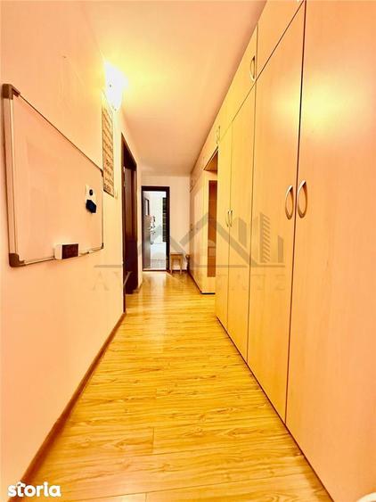 Apartament cu 4 camere decomandat în Steaua