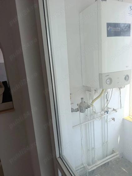 Apartament cu 3 camere decomandat în Precista