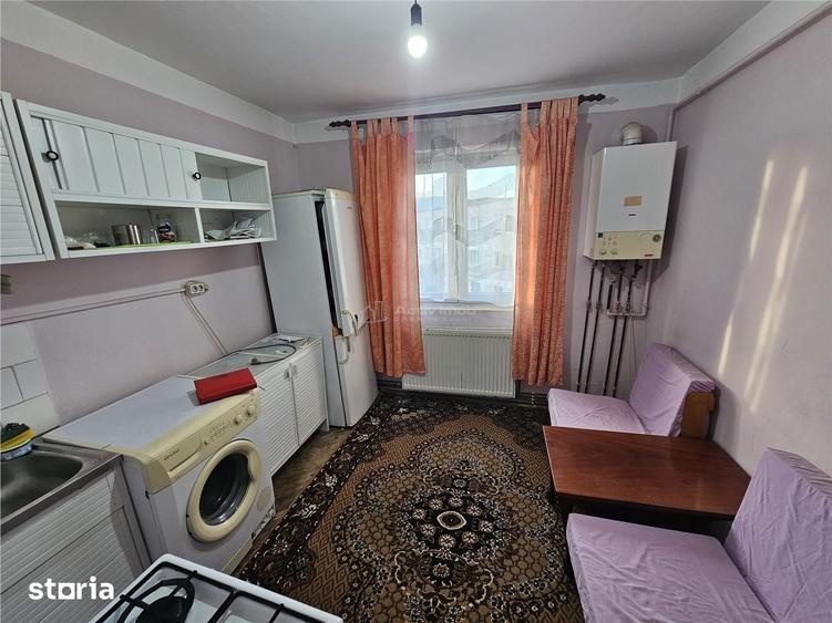 Garsonieră decomandată în Calea Caransebeșului