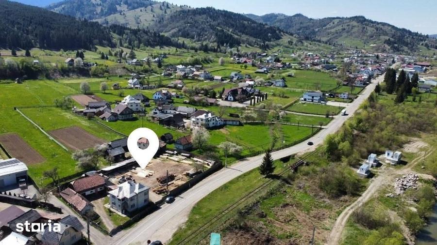 Casă cu 4 camere decomandat cu Teren 1900 Mp în Vama