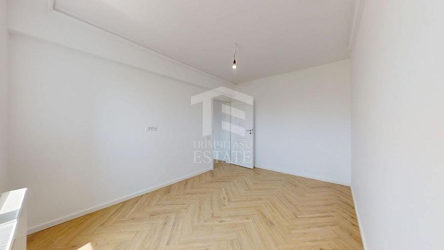 Apartament cu 3 camere semidecomandat în Dobroești