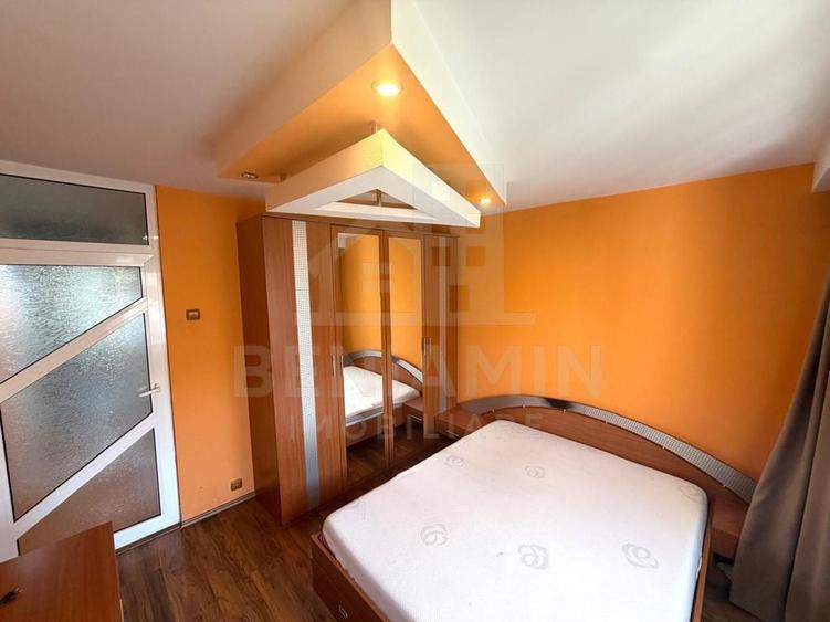 Apartament cu 2 camere decomandat în Rovine
