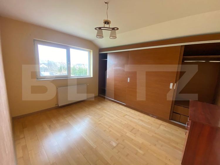 Casă individuală cu 5 camere cu Teren 750 Mp în Moșnița Nouă