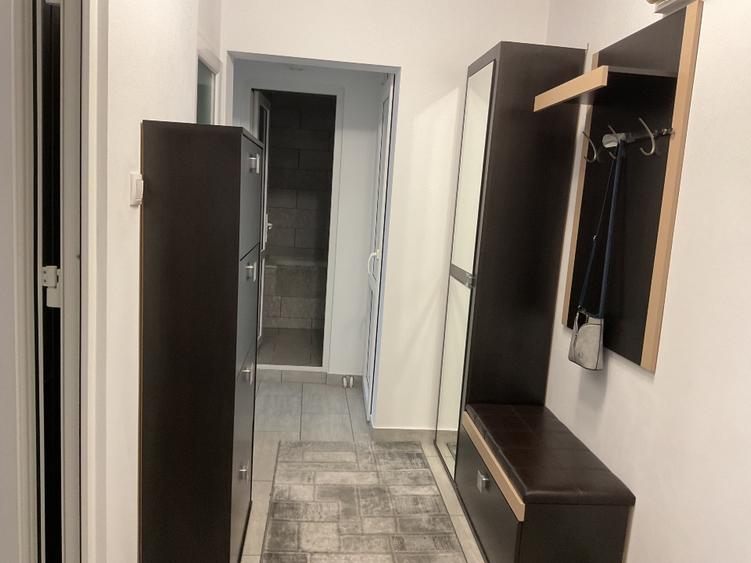 Apartament cu 2 camere decomandat în Rahova