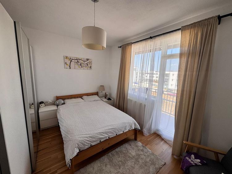Apartament cu 3 camere decomandat, mobilat în Șelimbăr