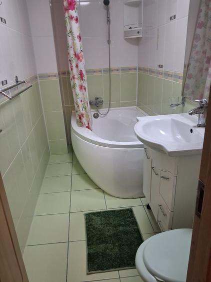 Apartament cu 2 camere decomandat în Sebastian