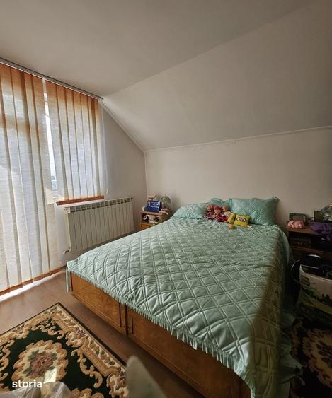 Casă cu 4 camere semidecomandat în Fughiu