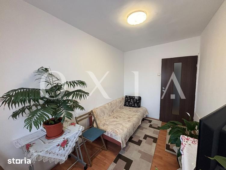 Apartament cu 3 camere semidecomandat în Circumvalațiunii