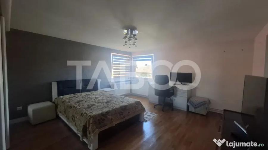 Apartament cu 4 camere decomandat în Central