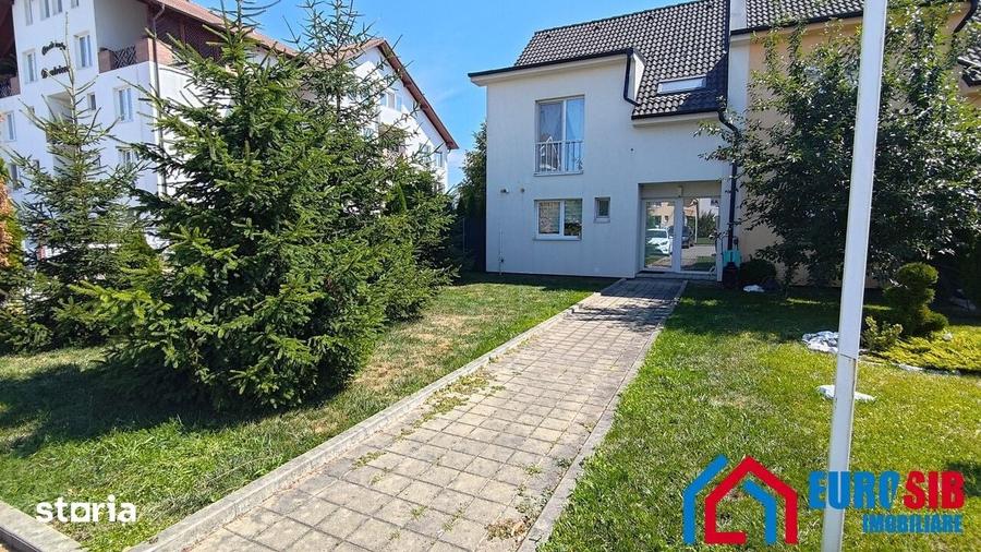 Casă cu 4 camere cu Teren 366 Mp în Central