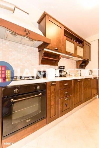 Apartament cu 4 camere decomandat în Ștefan cel Mare