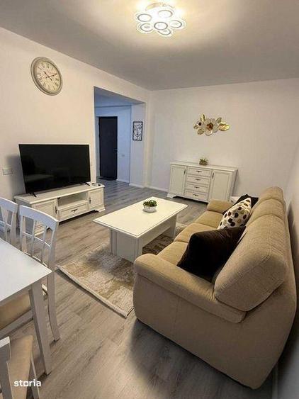 Apartament cu 2 camere în 1 Decembrie