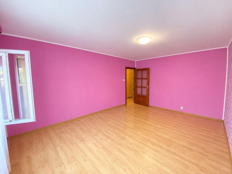Apartament cu 2 camere decomandat, mobilat în Aradului