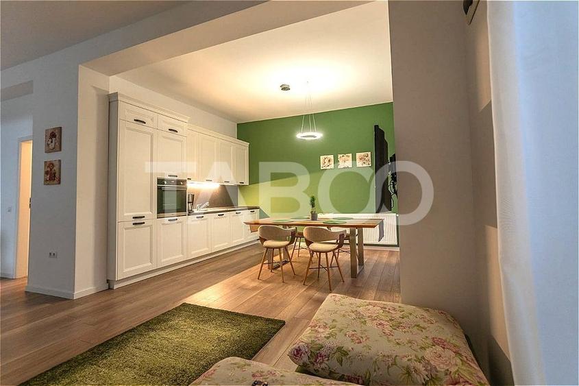 Apartament cu 3 camere decomandat, mobilat în Calea Dumbrăvii