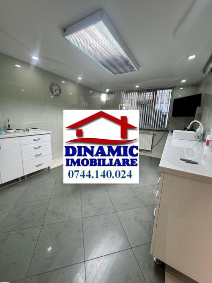 Spațiu comercial, de 71 mp, în Central