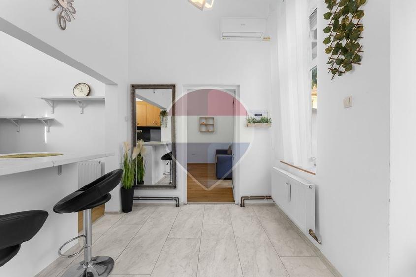 Apartament cu 2 camere decomandat, mobilat în Podgoria