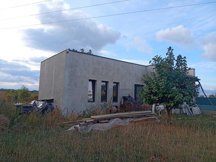 Casă cu 2 camere în Vânători