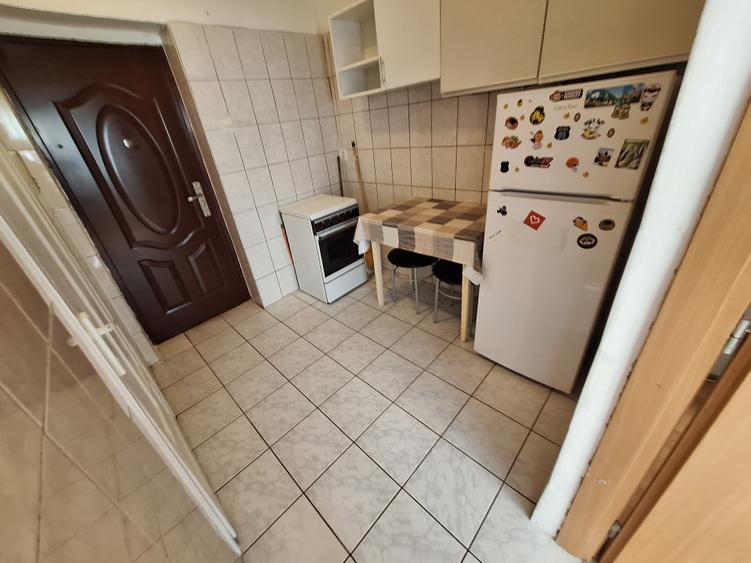Garsonieră semidecomandată în Buziașului