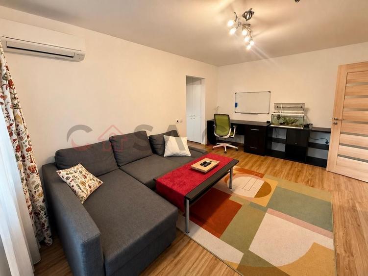 Apartament cu 3 camere semidecomandat, mobilat în Gheorgheni