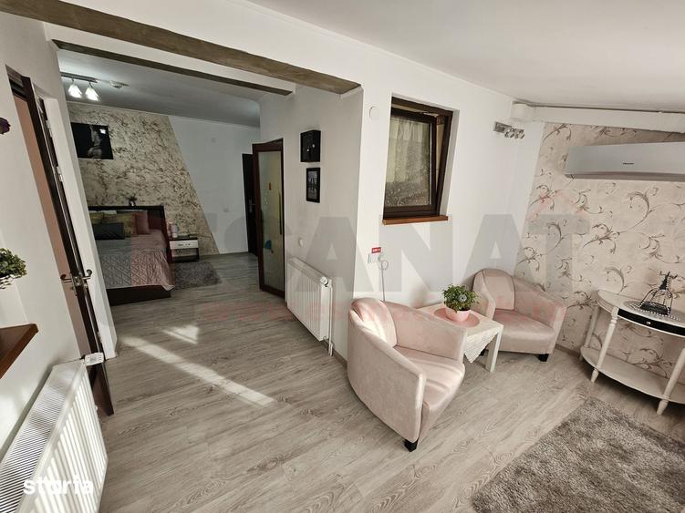 Casă cu 10 camere cu Teren 1892 Mp în Sud