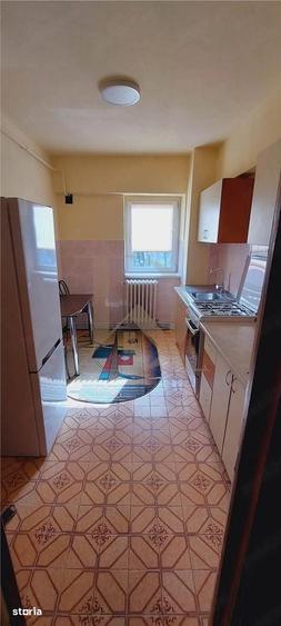 Apartament cu 2 camere decomandat în Centru Civic