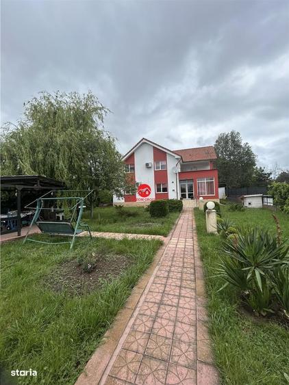 Casă cu 4 camere în Eforie