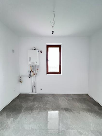 Duplex cu 5 camere cu Canalizare în Bragadiru
