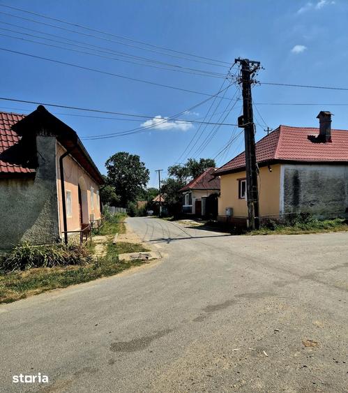 Teren de 2247 mp, în Șinca