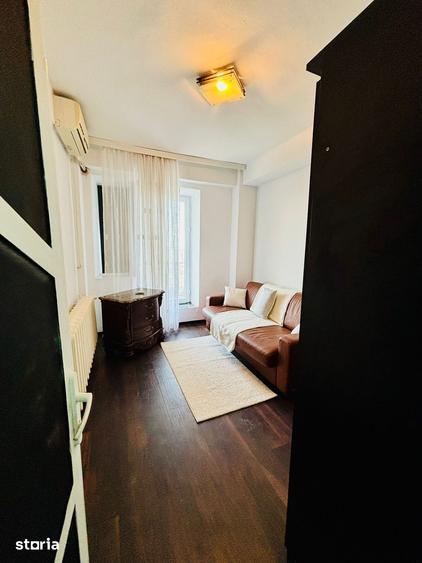 Apartament cu 4 camere în Faleza Nord