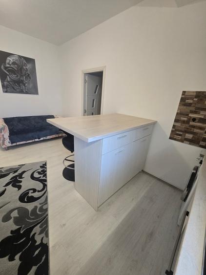 Apartament cu 2 camere semidecomandat în Chiajna