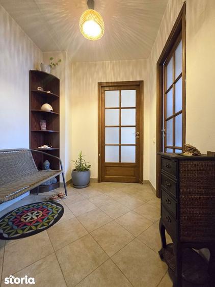 Apartament cu 3 camere în Dristor