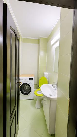 Apartament cu 4 camere decomandat, mobilat în Tătărași