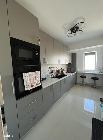 Apartament cu 2 camere decomandat în Exterior Vest