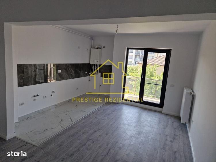Apartament cu 3 camere decomandat în Titan