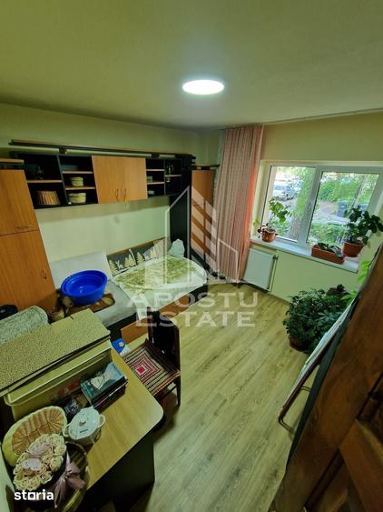 Apartament cu 2 camere decomandat în Lipovei