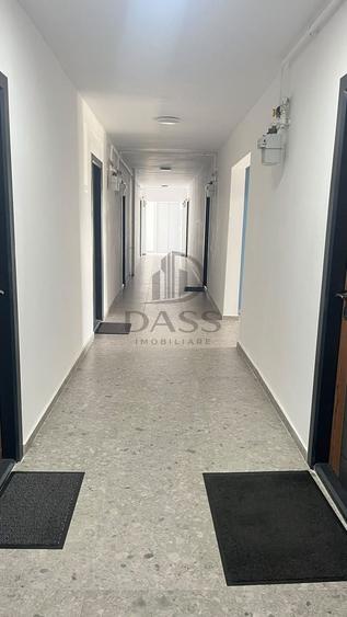 Garsonieră circulară în Est
