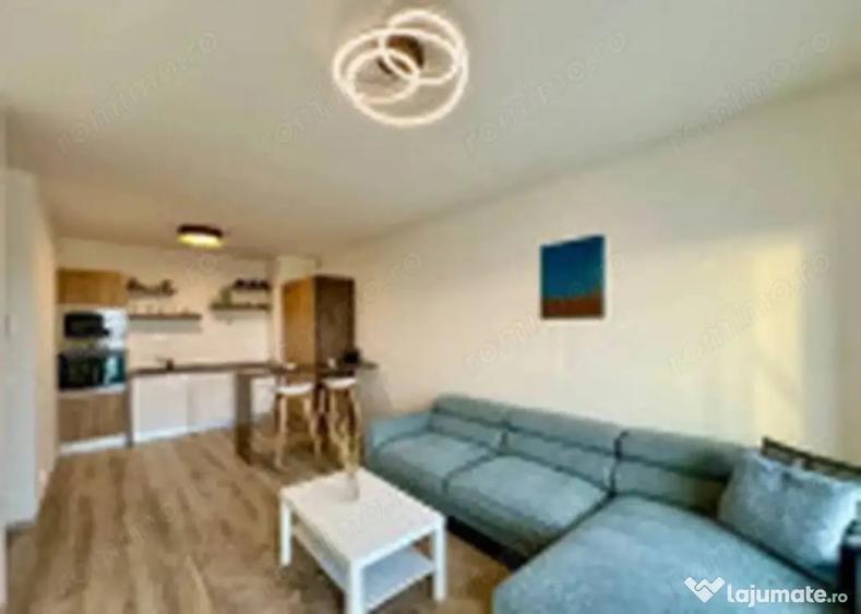 Apartament cu 2 camere semidecomandat în Berceni