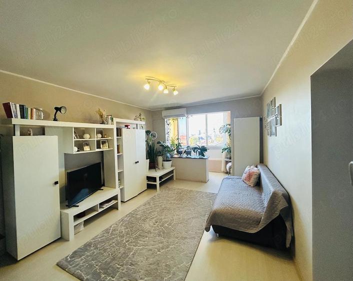 Apartament cu 2 camere decomandat în Central