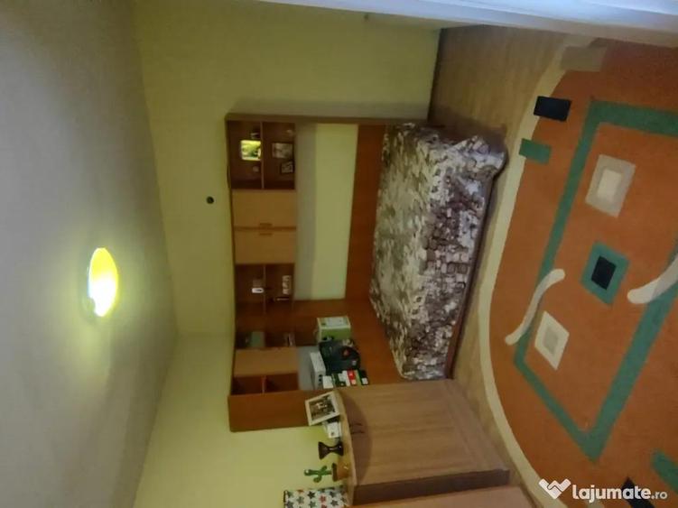 Casă cu 5 camere în Chercea