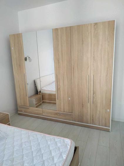 Apartament cu 2 camere semidecomandat în Giroc