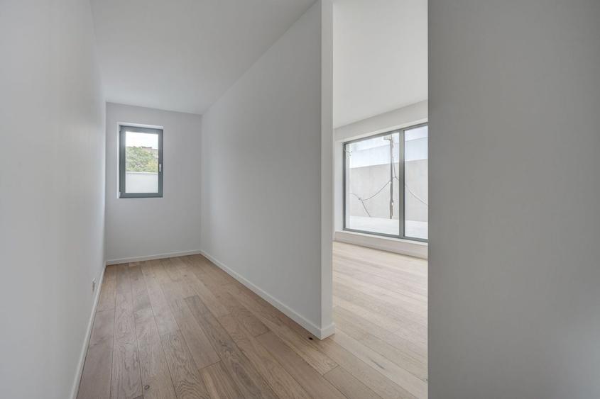 Apartament cu 4 camere în Timpuri Noi