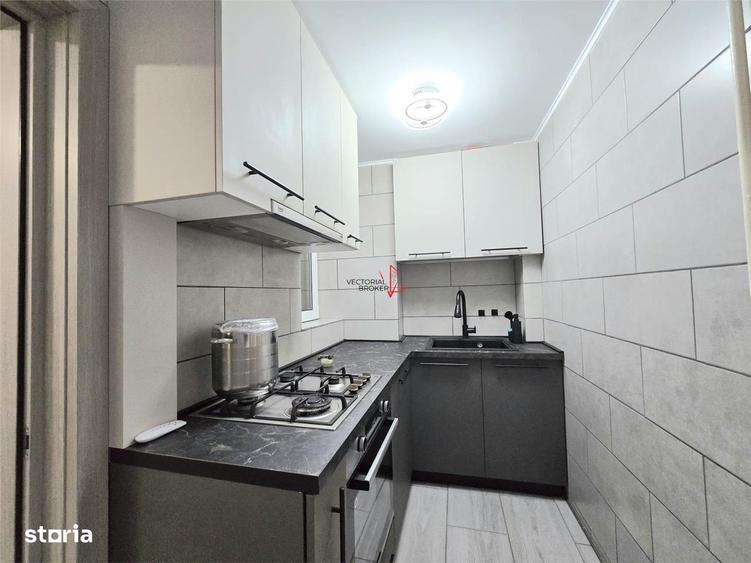 Apartament cu 2 camere decomandat în Tei