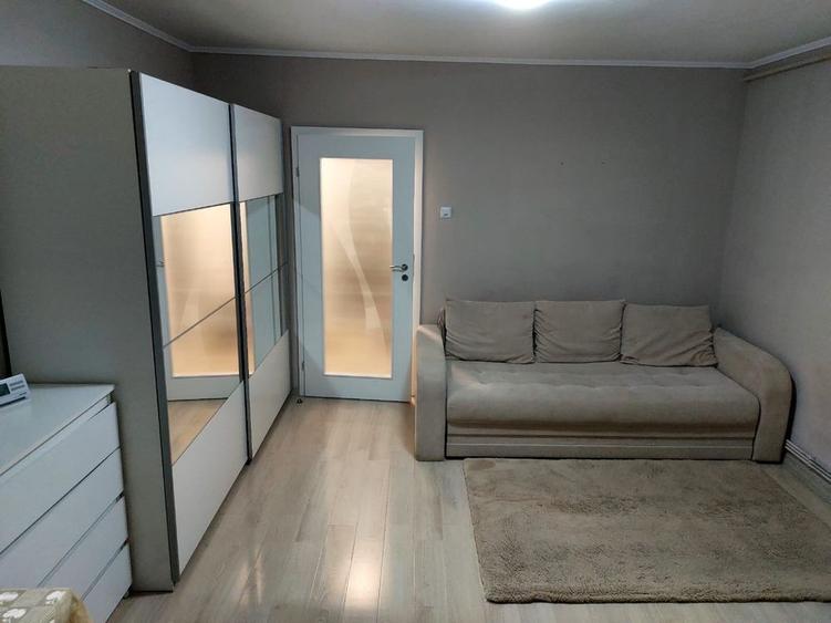 Garsonieră semidecomandată în Noua