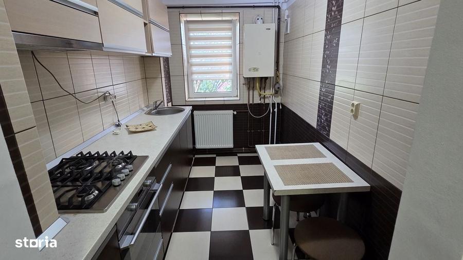 Apartament cu 2 camere semidecomandat în Trivale